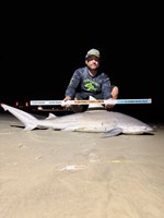 FISH ON CUSTOM LEADERS - Dylan  Smith 
