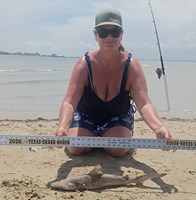 Just Bitten Shark Fishing Team - Lynsay Lewis