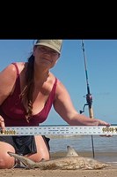 Just Bitten Shark Fishing Team - Lynsay Lewis
