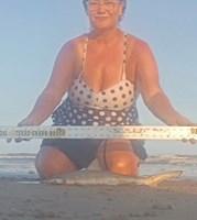 Just Bitten Shark Fishing Team - Lynsay Lewis