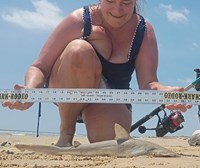 Just Bitten Shark Fishing Team - Lynsay Lewis